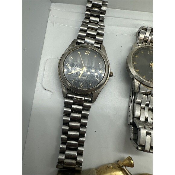 Lot of 6 Watches Clock Disney Novelty Wrist Untested Needs Batteries Collector - Picture 9 of 9